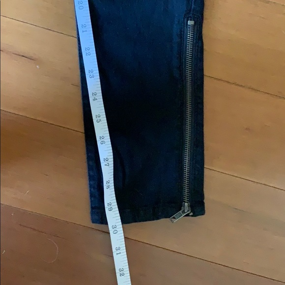 🛍 2 for $20 NWT Black Skinny Zipper Jeggings - Picture 3 of 7